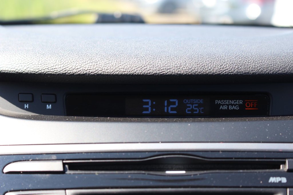 2015 Hyundai Elantra L | 6-Spd | Tilt | Aux | USB | TractionControl in Saint John, New Brunswick - 26 - w1024h768px
