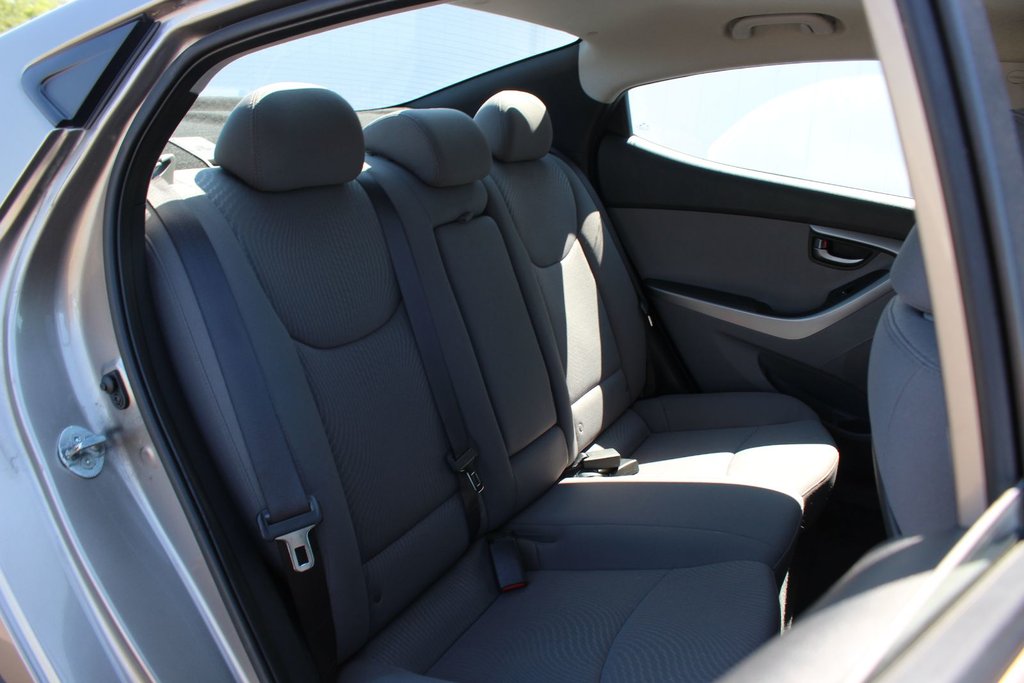 2015 Hyundai Elantra L | 6-Spd | Tilt | Aux | USB | TractionControl in Saint John, New Brunswick - 41 - w1024h768px