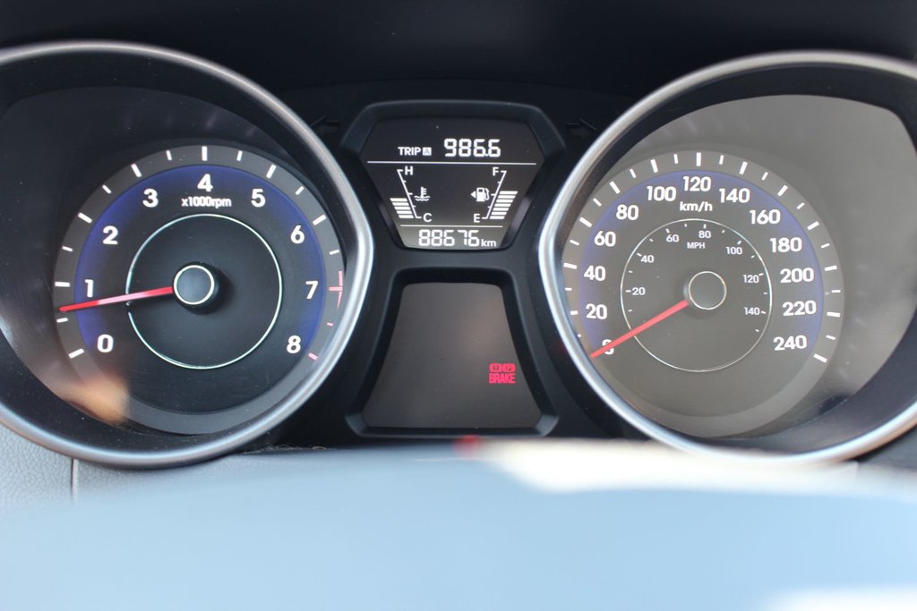 2015 Hyundai Elantra L | 6-Spd | Tilt | Aux | USB | TractionControl in Saint John, New Brunswick - 22 - w1024h768px