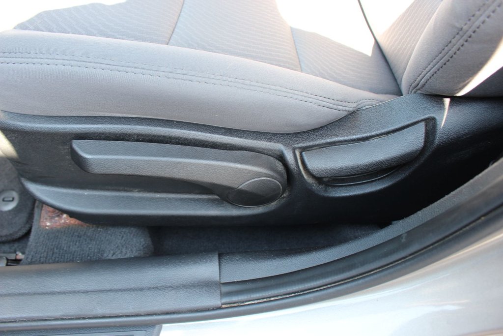 2015 Hyundai Elantra L | 6-Spd | Tilt | Aux | USB | TractionControl in Saint John, New Brunswick - 13 - w1024h768px