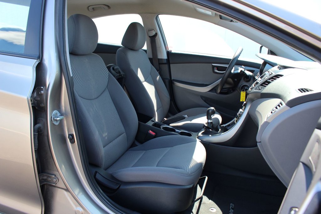 2015 Hyundai Elantra L | 6-Spd | Tilt | Aux | USB | TractionControl in Saint John, New Brunswick - 45 - w1024h768px
