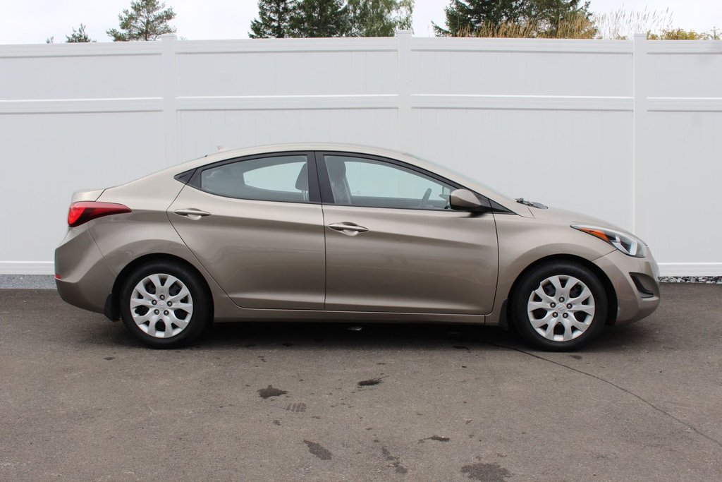 Hyundai Elantra GL | HtdSeats | Bluetooth | Aux | USB | Cruise 2015 à Saint John, Nouveau-Brunswick - 8 - w1024h768px