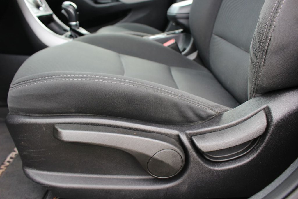 Hyundai Elantra GL | HtdSeats | Bluetooth | Aux | USB | Cruise 2015 à Saint John, Nouveau-Brunswick - 22 - w1024h768px