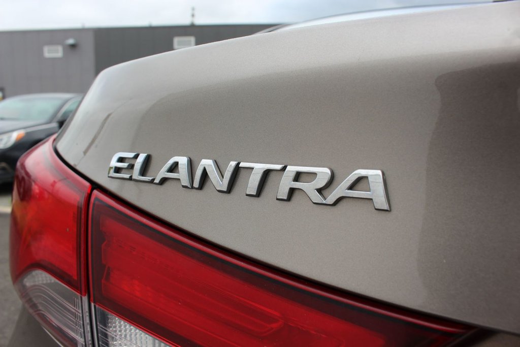 Hyundai Elantra GL | HtdSeats | Bluetooth | Aux | USB | Cruise 2015 à Saint John, Nouveau-Brunswick - 10 - w1024h768px