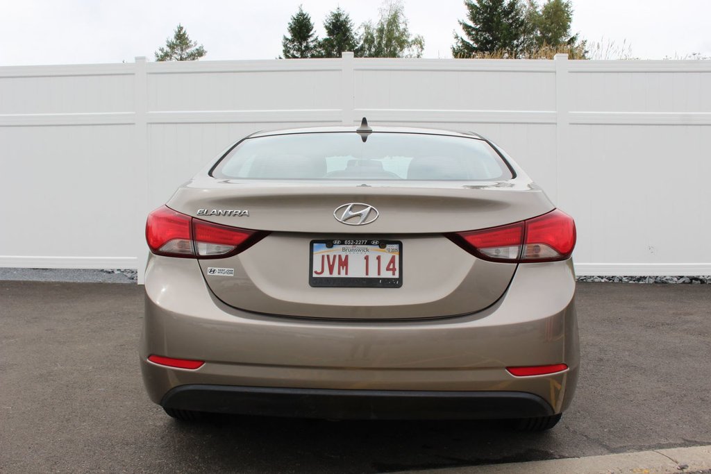 Hyundai Elantra GL | HtdSeats | Bluetooth | Aux | USB | Cruise 2015 à Saint John, Nouveau-Brunswick - 6 - w1024h768px