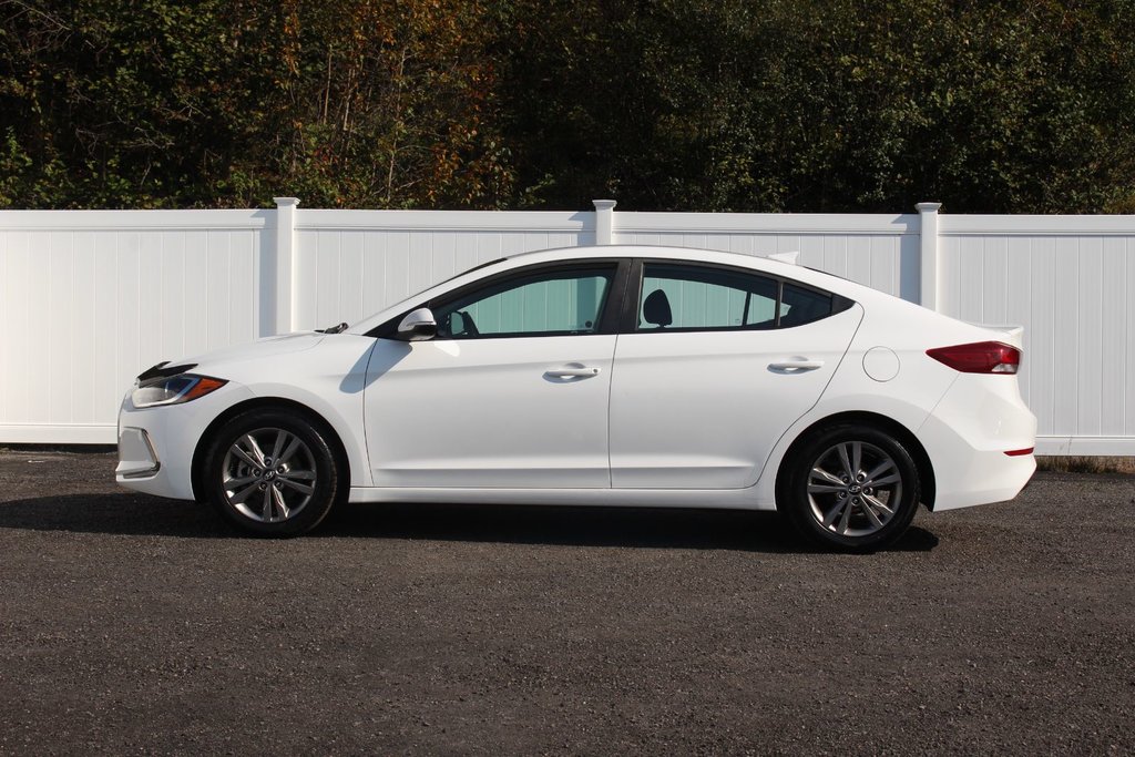 2017 Hyundai Elantra in Antigonish, Nova Scotia - 4 - w1024h768px