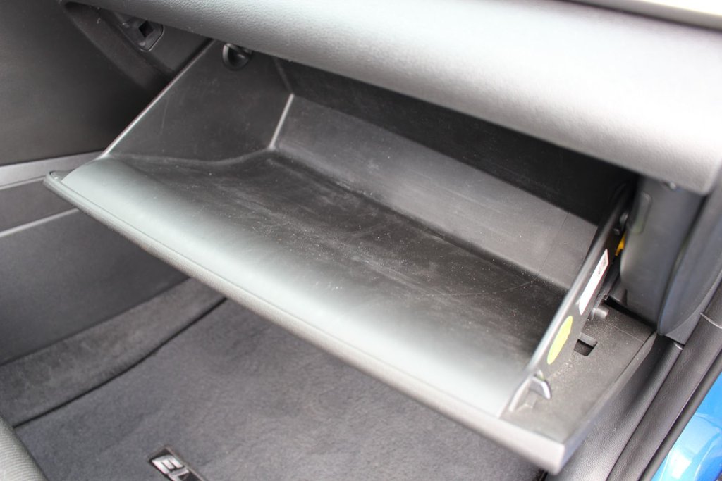 Hyundai Elantra GLS | SunRoof | HtdSeats | Cam | Bluetooth | Aux 2017 à Saint John, Nouveau-Brunswick - 46 - w1024h768px