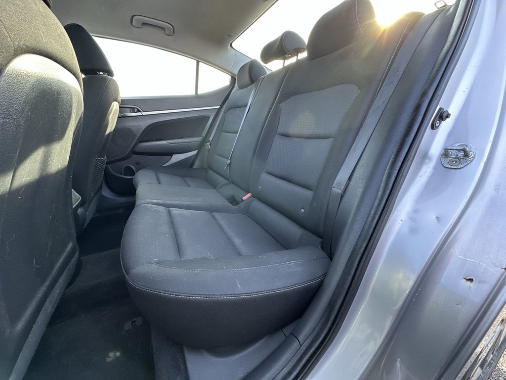 2017 Hyundai Elantra in Antigonish, Nova Scotia - 34 - w1024h768px