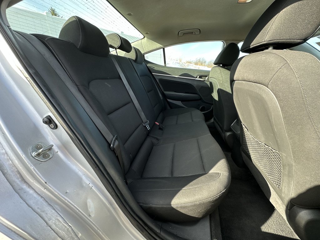 2017 Hyundai Elantra in Antigonish, Nova Scotia - 40 - w1024h768px