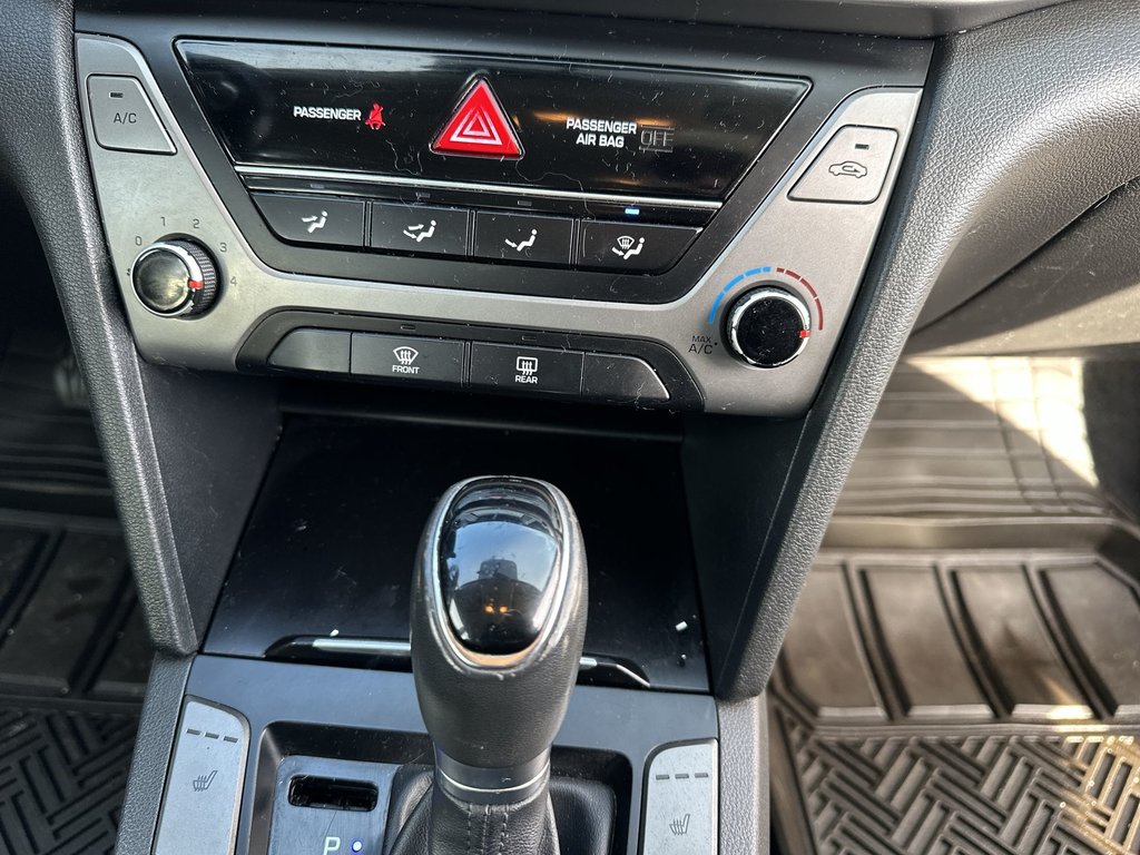2017 Hyundai Elantra in Antigonish, Nova Scotia - 45 - w1024h768px
