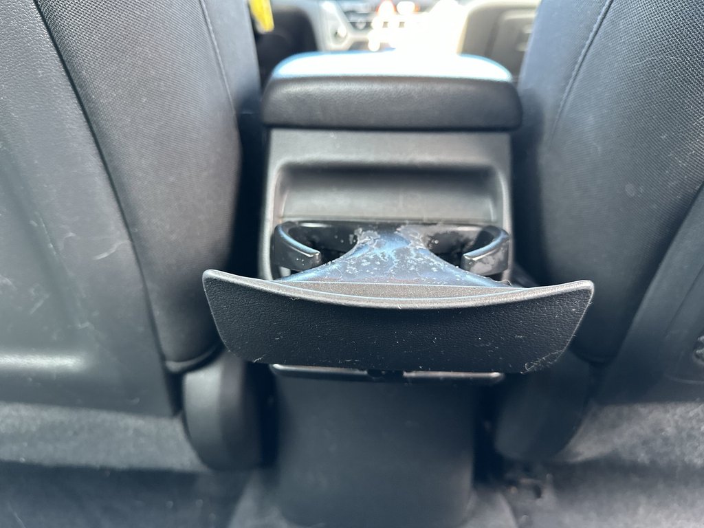 2017 Hyundai Elantra in Antigonish, Nova Scotia - 51 - w1024h768px