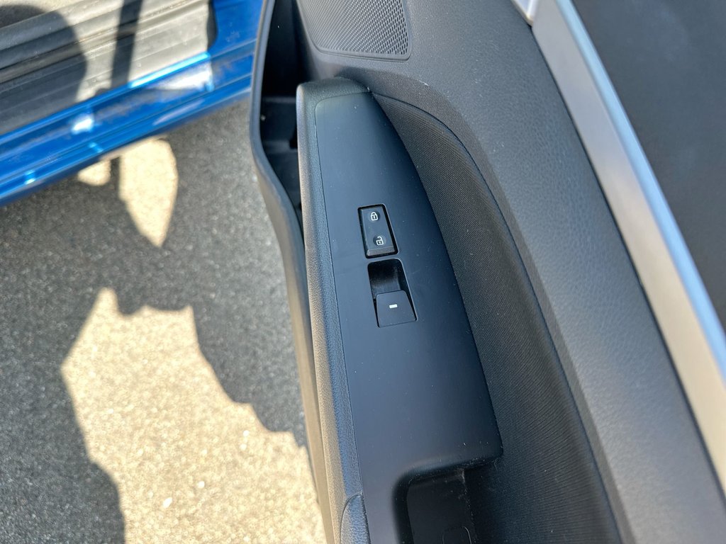 2017 Hyundai Elantra GL | Cam | HtdSeats | Bluetooth | Aux | USB | AC in Saint John, New Brunswick - 46 - w1024h768px