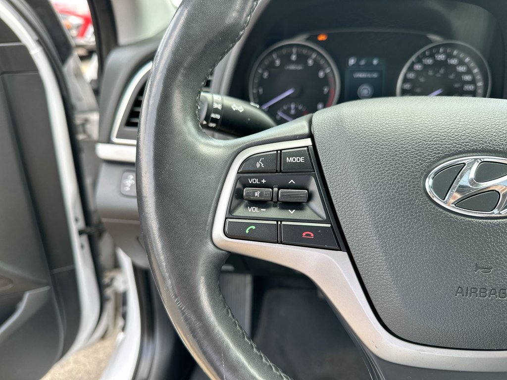 2017 Hyundai ELANTRA GLS | Roof | | HtdSeats | Bluetooth | Aux | USB in Saint John, New Brunswick - 20 - w1024h768px