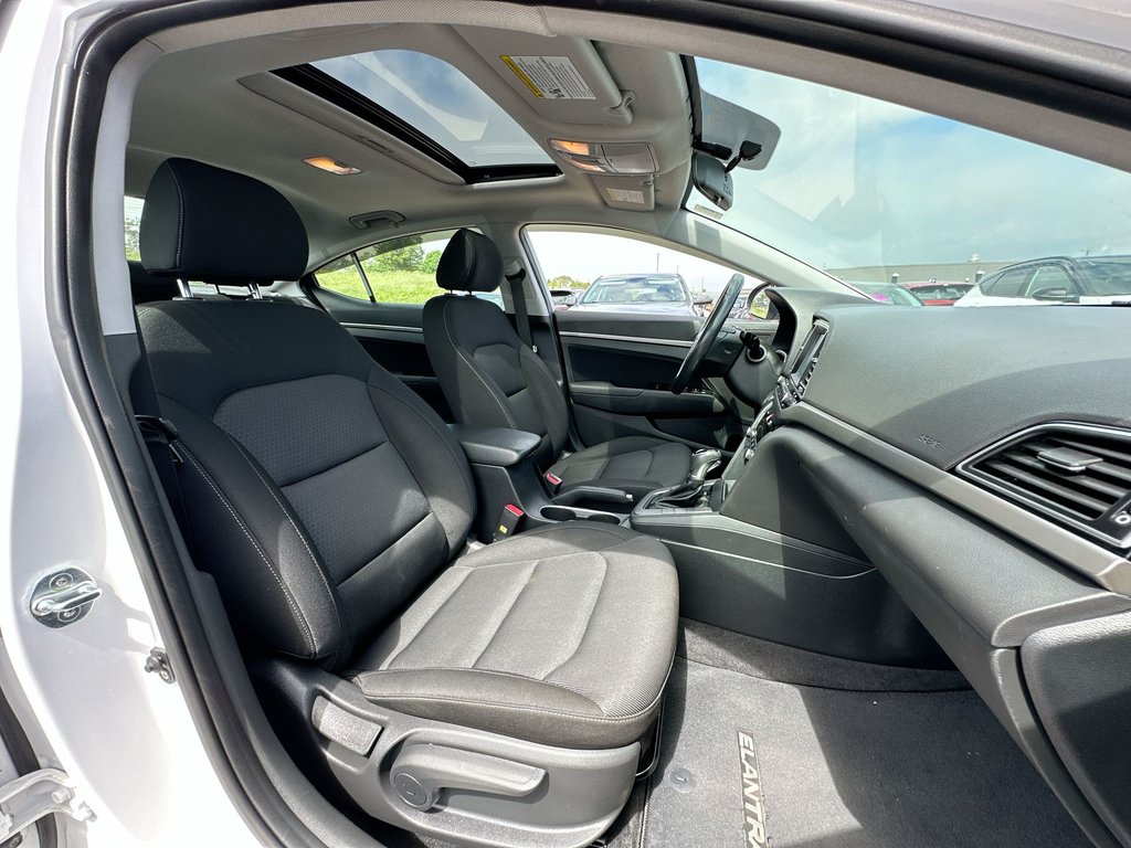 2017 Hyundai ELANTRA GLS | Roof | | HtdSeats | Bluetooth | Aux | USB in Saint John, New Brunswick - 42 - w1024h768px