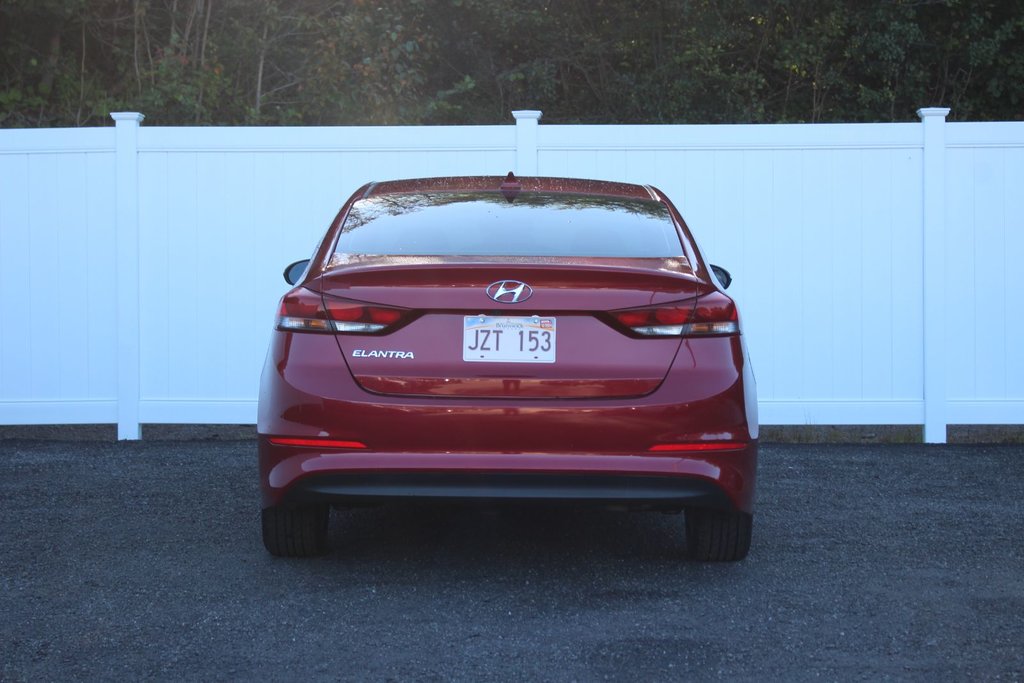 2018 Hyundai Elantra in Antigonish, Nova Scotia - 6 - w1024h768px