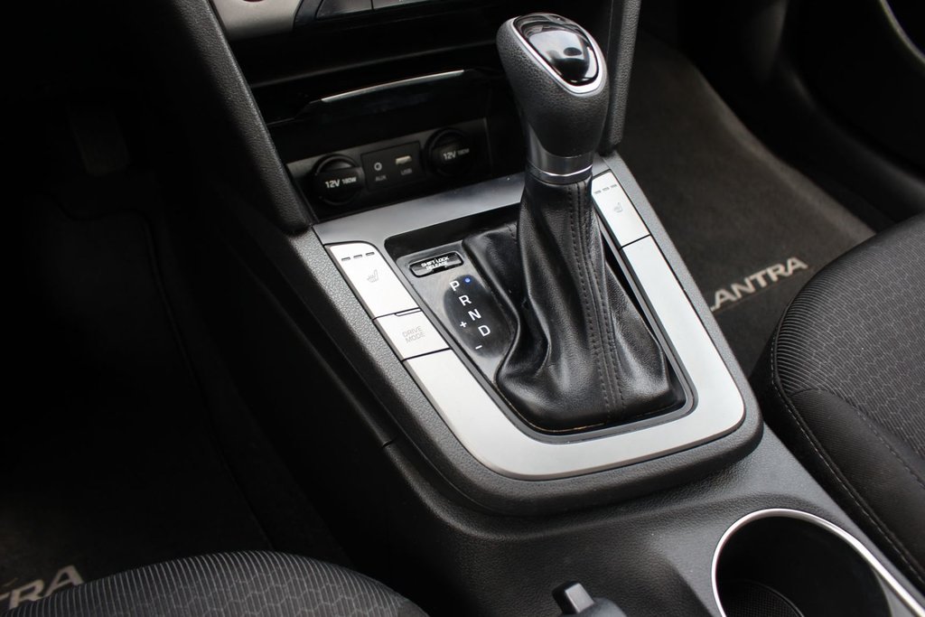 2018 Hyundai Elantra LE | USB | HtdSeats | Bluetooth | Keyless | Cruise in Saint John, New Brunswick - 26 - w1024h768px