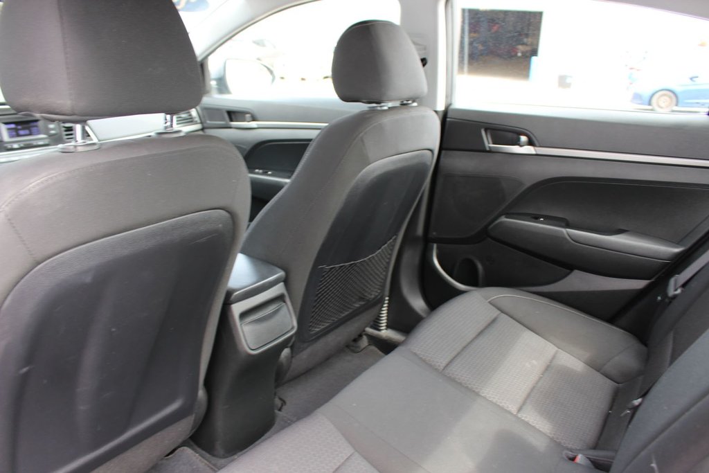 2018 Hyundai Elantra LE | USB | HtdSeats | Bluetooth | Keyless | Cruise in Saint John, New Brunswick - 30 - w1024h768px