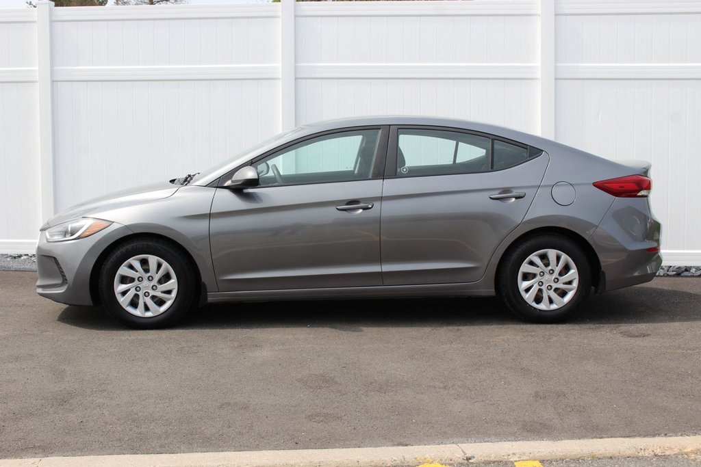 2018 Hyundai Elantra LE | USB | HtdSeats | Bluetooth | Keyless | Cruise in Saint John, New Brunswick - 4 - w1024h768px