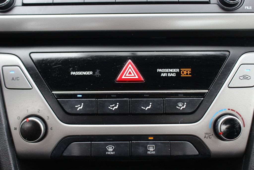 2018 Hyundai Elantra LE | USB | HtdSeats | Bluetooth | Keyless | Cruise in Saint John, New Brunswick - 24 - w1024h768px