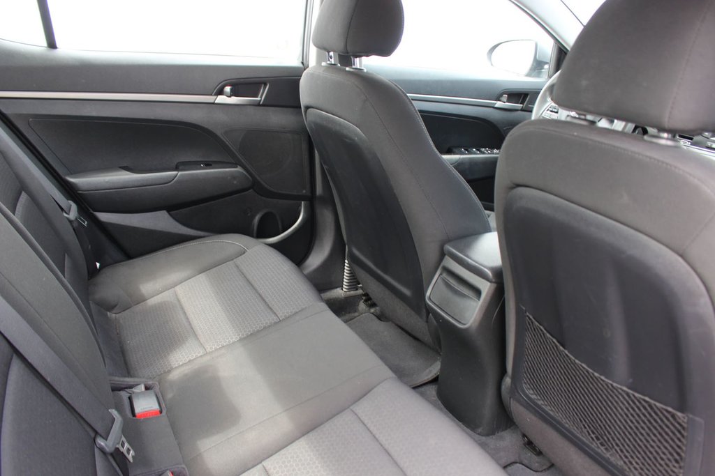 2018 Hyundai Elantra LE | USB | HtdSeats | Bluetooth | Keyless | Cruise in Saint John, New Brunswick - 39 - w1024h768px