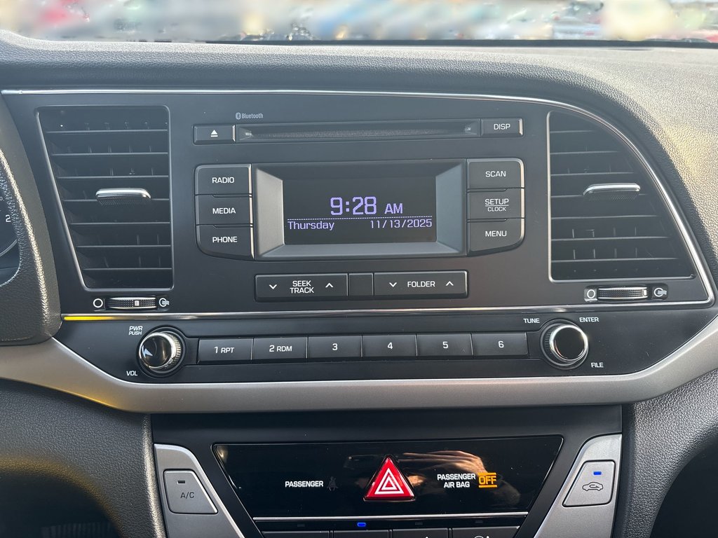 Hyundai Elantra LE | HtdSeats | Bluetooth | Cam | USB | Aux 2018 à Saint John, Nouveau-Brunswick - 25 - w1024h768px