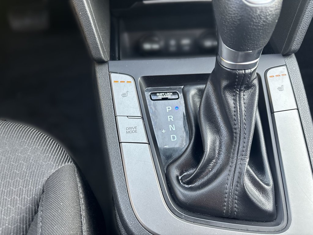Hyundai Elantra LE | HtdSeats | Bluetooth | Cam | USB | Aux 2018 à Saint John, Nouveau-Brunswick - 30 - w1024h768px