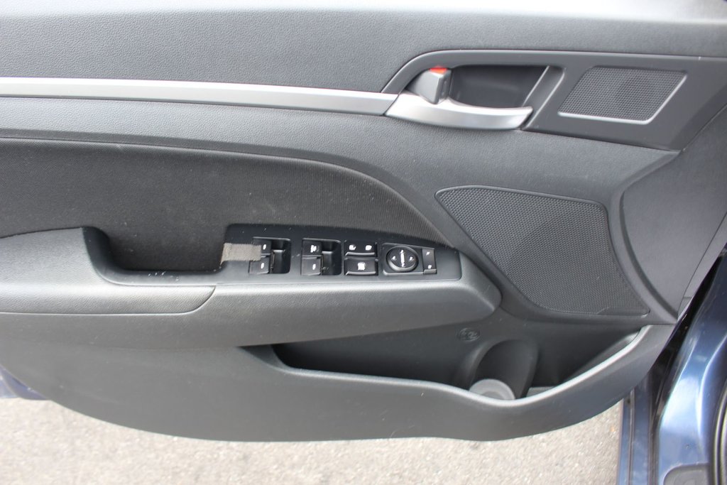 2019 Hyundai Elantra Preferred | Cam | USB | HtdWheel | Bluetooth | XM in Saint John, New Brunswick - 13 - w1024h768px