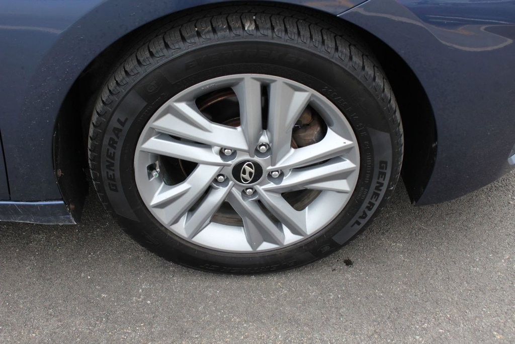 2019 Hyundai Elantra Preferred | Cam | USB | HtdWheel | Bluetooth | XM in Saint John, New Brunswick - 9 - w1024h768px