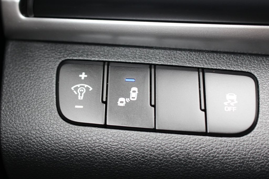 2019 Hyundai Elantra Preferred | Cam | USB | HtdWheel | Bluetooth | XM in Saint John, New Brunswick - 18 - w1024h768px