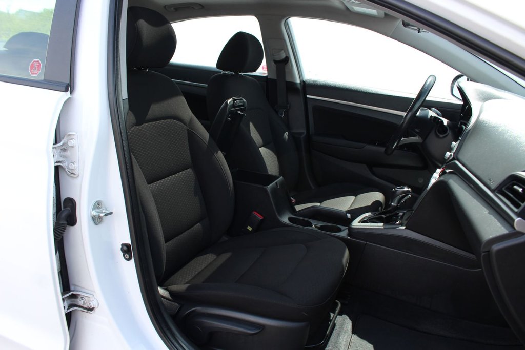 2019 Hyundai Elantra Preferred | SunRoof | Cam | USB | HtdWheel | XM in Saint John, New Brunswick - 44 - w1024h768px