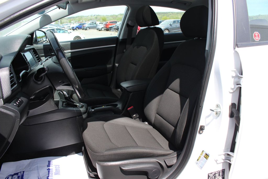 2019 Hyundai Elantra Preferred | SunRoof | Cam | USB | HtdWheel | XM in Saint John, New Brunswick - 10 - w1024h768px
