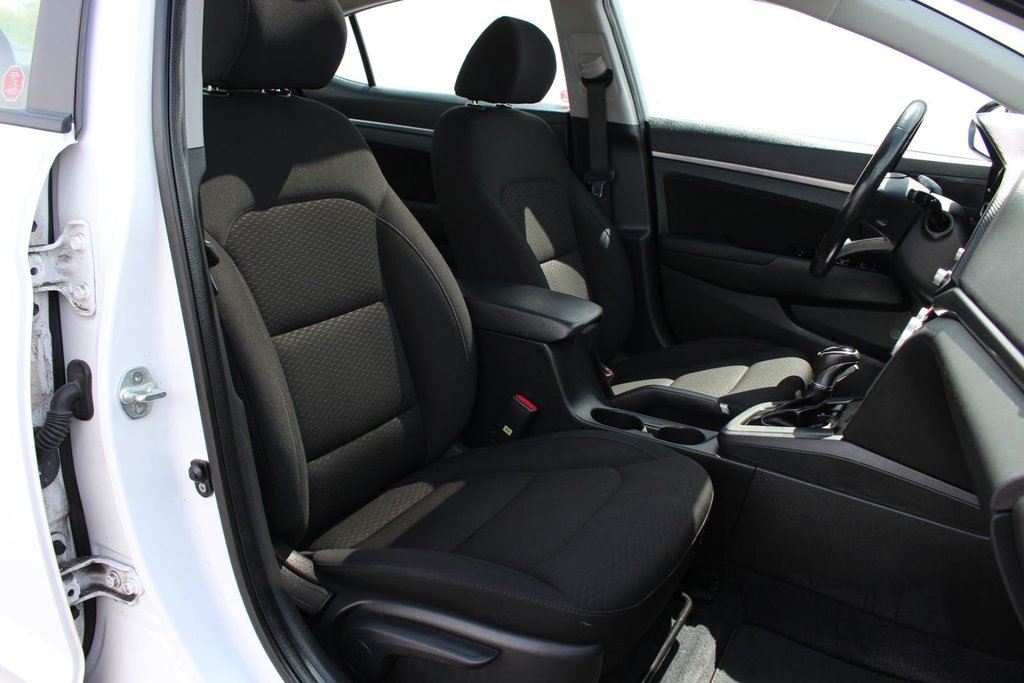 2019 Hyundai Elantra Preferred | SunRoof | Cam | USB | HtdWheel | XM in Saint John, New Brunswick - 43 - w1024h768px