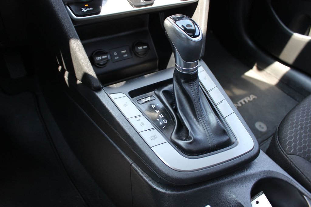 2019 Hyundai Elantra Preferred | Roof | Cam | USB | HtdWheel | XM in Saint John, New Brunswick - 27 - w1024h768px