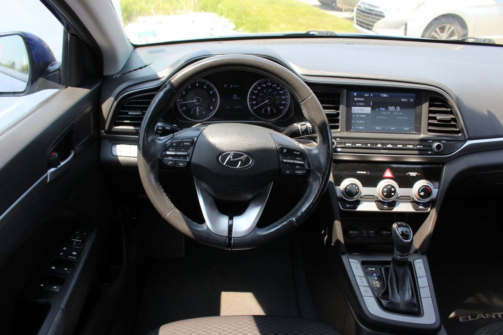 2019 Hyundai Elantra Preferred | Roof | Cam | USB | HtdWheel | XM in Saint John, New Brunswick - 16 - w1024h768px