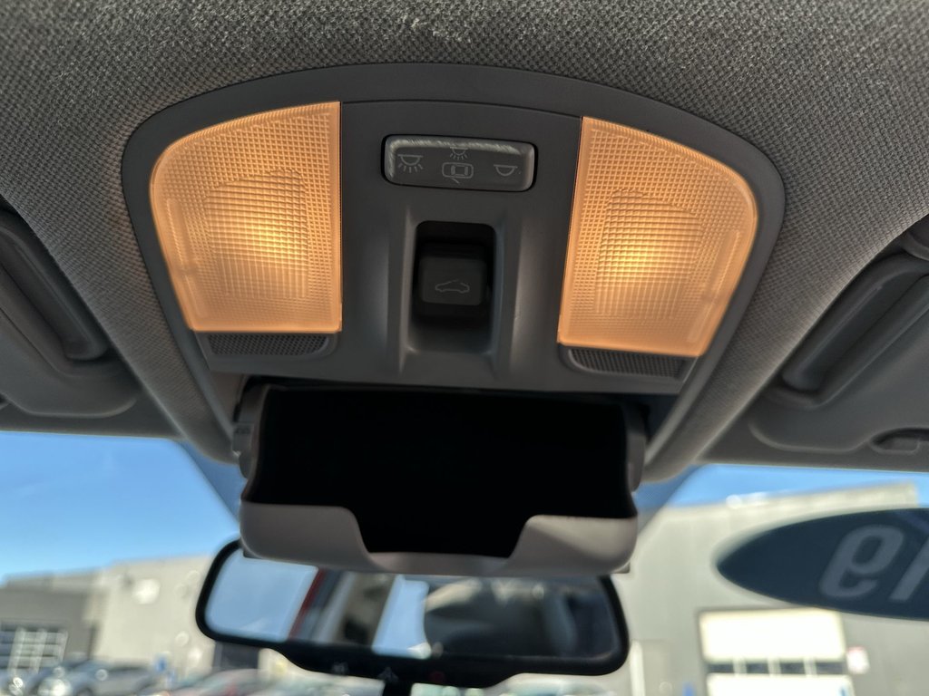 2019 Hyundai Elantra Luxury | Roof | Cam | HtdSeat | Lthr | Bluetooth in Saint John, New Brunswick - 48 - w1024h768px