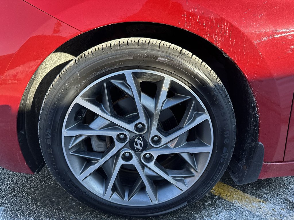 2019 Hyundai Elantra Luxury | Roof | Cam | HtdSeat | Lthr | Bluetooth in Saint John, New Brunswick - 10 - w1024h768px
