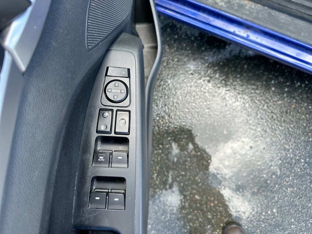 2020 Hyundai Elantra Preferred | Cam | HtdSeats | Bluetooth | USB | Aux in Saint John, New Brunswick - 15 - w1024h768px