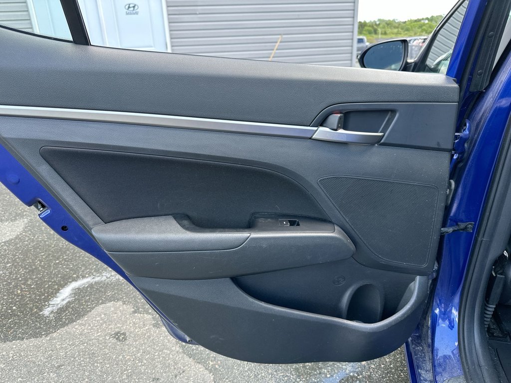 2020 Hyundai Elantra Preferred | Cam | HtdSeats | Bluetooth | USB | Aux in Saint John, New Brunswick - 35 - w1024h768px