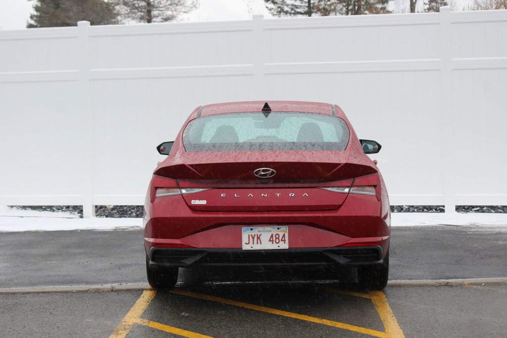 2021 Hyundai Elantra Essential | Cam | USB | HtdSeats | Bluetooth in Saint John, New Brunswick - 6 - w1024h768px