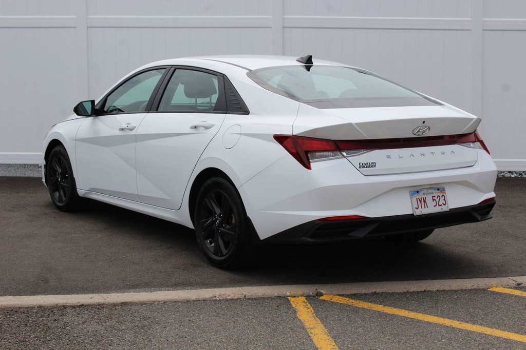 2021 Hyundai Elantra Preferred | HtdSeat | Cam | Aux | Warranty to 2026 in Saint John, New Brunswick - 5 - w1024h768px