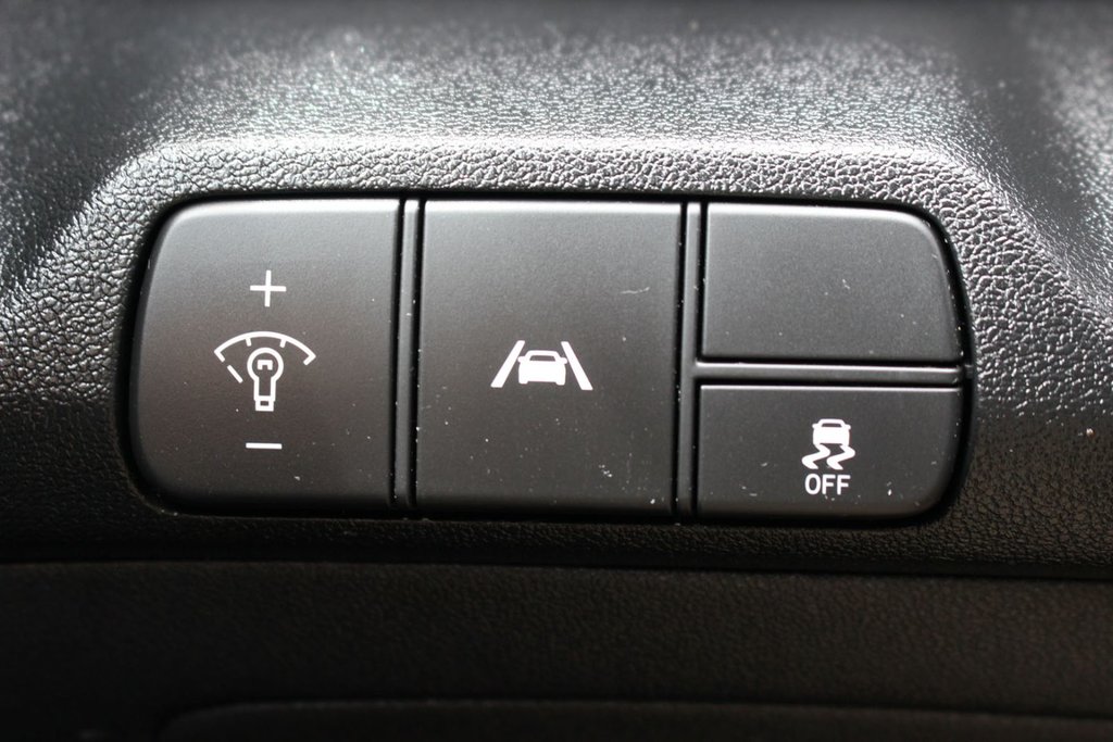 2021 Hyundai Elantra Preferred | HtdSeat | Cam | Aux | Warranty to 2026 in Saint John, New Brunswick - 20 - w1024h768px