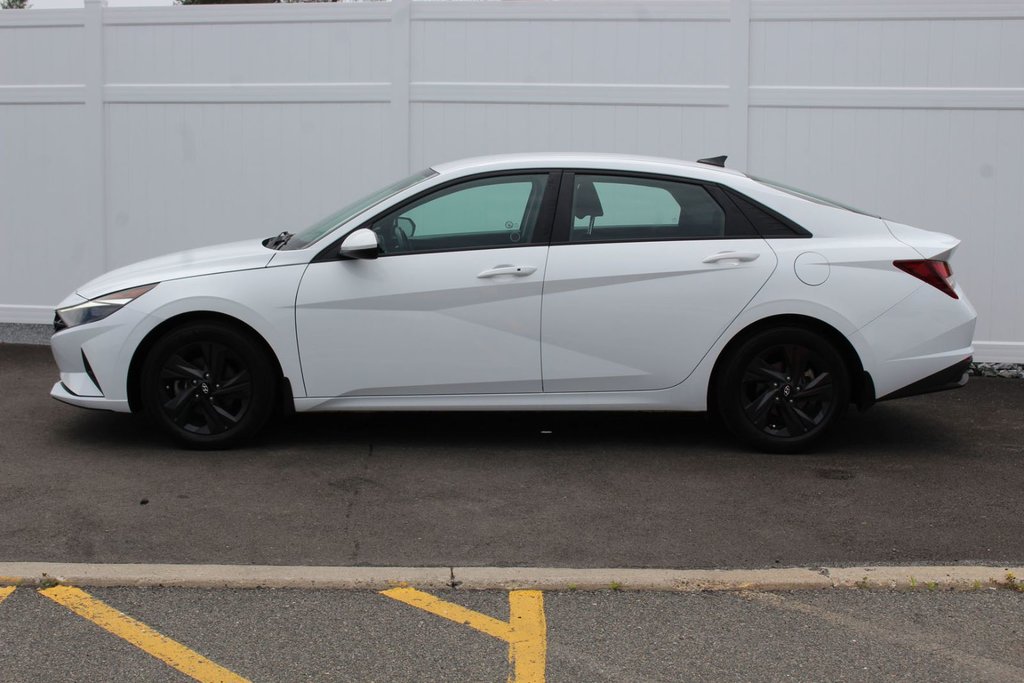 2021 Hyundai Elantra Preferred | HtdSeat | Cam | Aux | Warranty to 2026 in Saint John, New Brunswick - 4 - w1024h768px