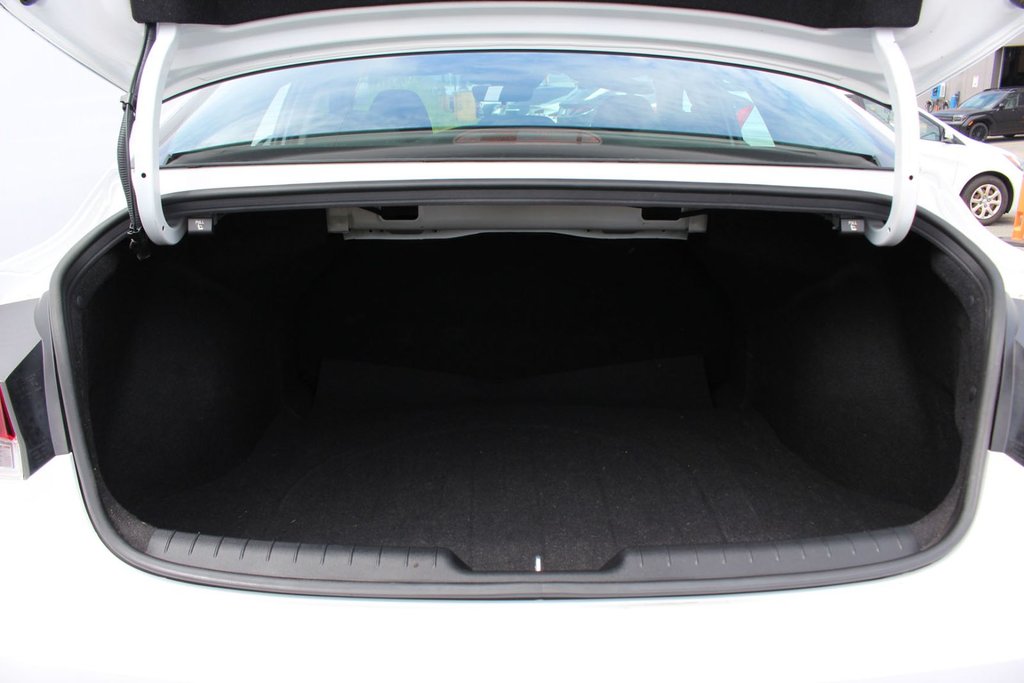 2021 Hyundai Elantra Preferred | HtdSeat | Cam | Aux | Warranty to 2026 in Saint John, New Brunswick - 33 - w1024h768px