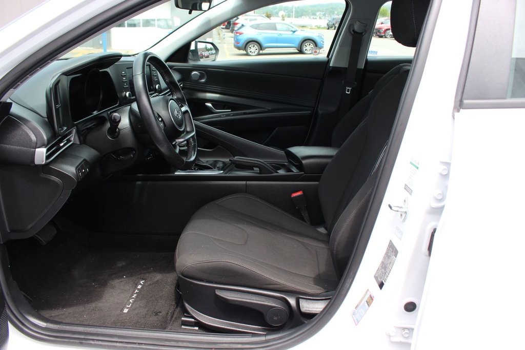 2021 Hyundai Elantra Preferred | HtdSeat | Cam | Aux | Warranty to 2026 in Saint John, New Brunswick - 12 - w1024h768px