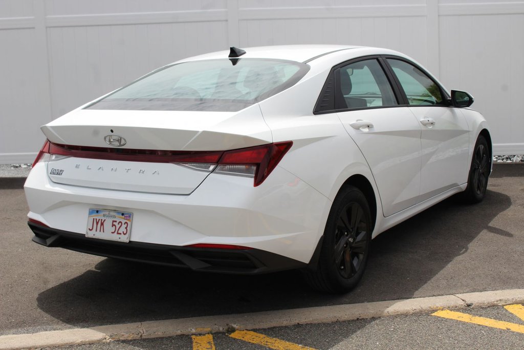 2021 Hyundai Elantra Preferred | HtdSeat | Cam | Aux | Warranty to 2026 in Saint John, New Brunswick - 7 - w1024h768px