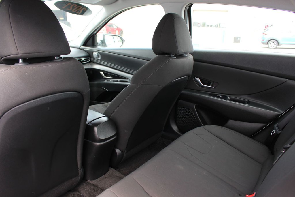 2021 Hyundai Elantra Preferred | HtdSeat | Cam | Aux | Warranty to 2026 in Saint John, New Brunswick - 31 - w1024h768px