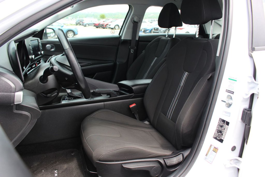 2021 Hyundai Elantra Preferred | HtdSeat | Cam | Aux | Warranty to 2026 in Saint John, New Brunswick - 10 - w1024h768px
