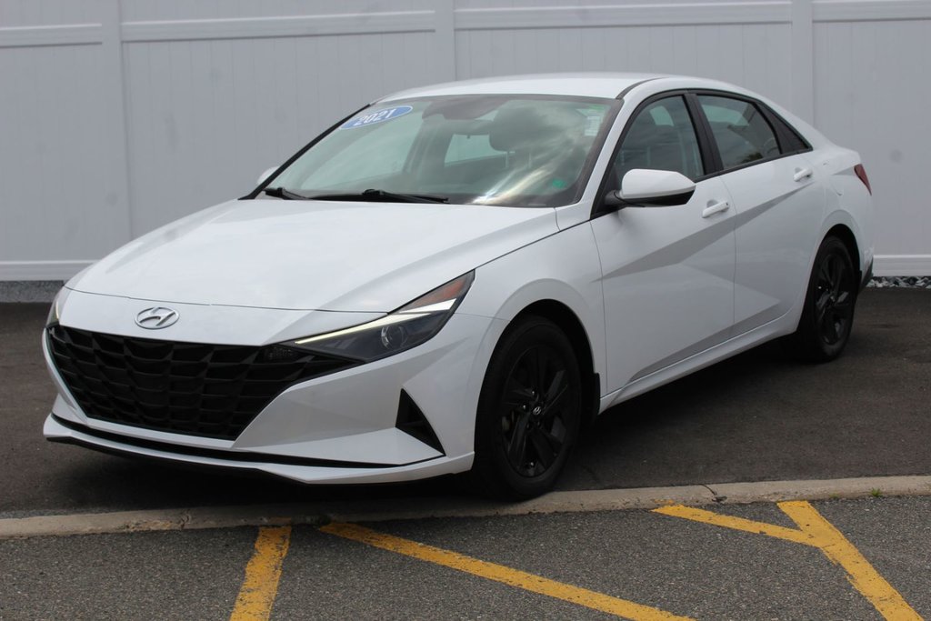 2021 Hyundai Elantra Preferred | HtdSeat | Cam | Aux | Warranty to 2026 in Saint John, New Brunswick - 3 - w1024h768px