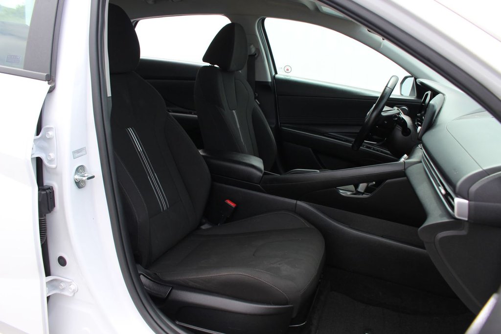 2021 Hyundai Elantra Preferred | HtdSeat | Cam | Aux | Warranty to 2026 in Saint John, New Brunswick - 39 - w1024h768px