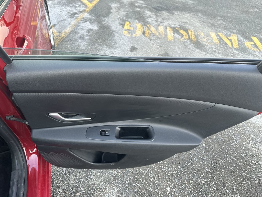 Hyundai Elantra Essential | HtdSeats | USB | Warranty to 202 2021 à Saint John, Nouveau-Brunswick - 41 - w1024h768px